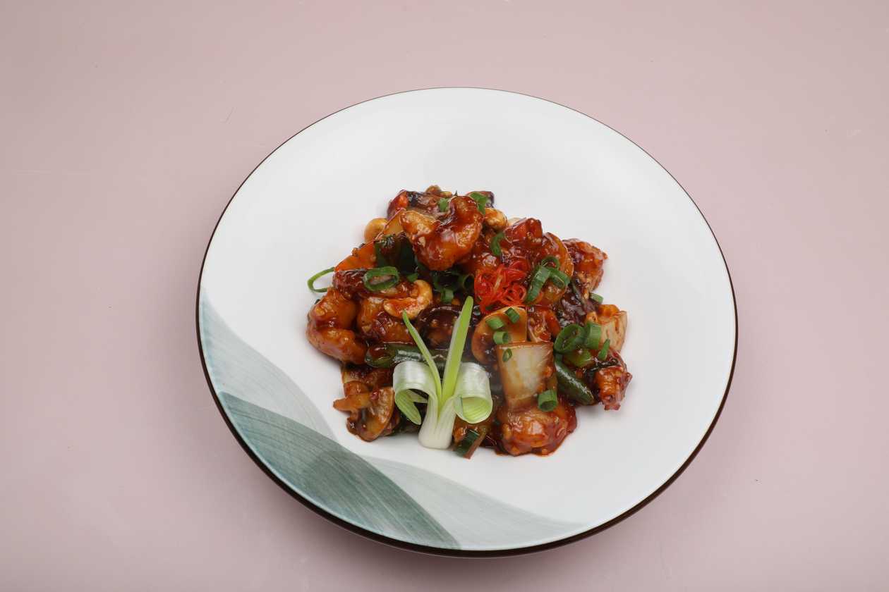 Kung Po King Prawns With Cashew Nuts
