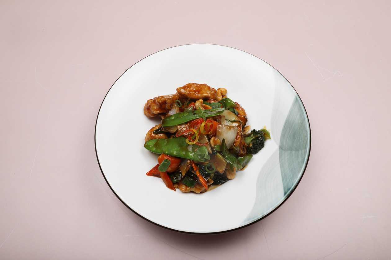 Chicken And Cashew Nuts