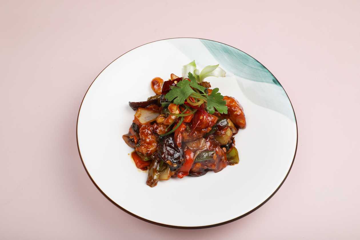 Kung Po Beef With Cashew Nuts